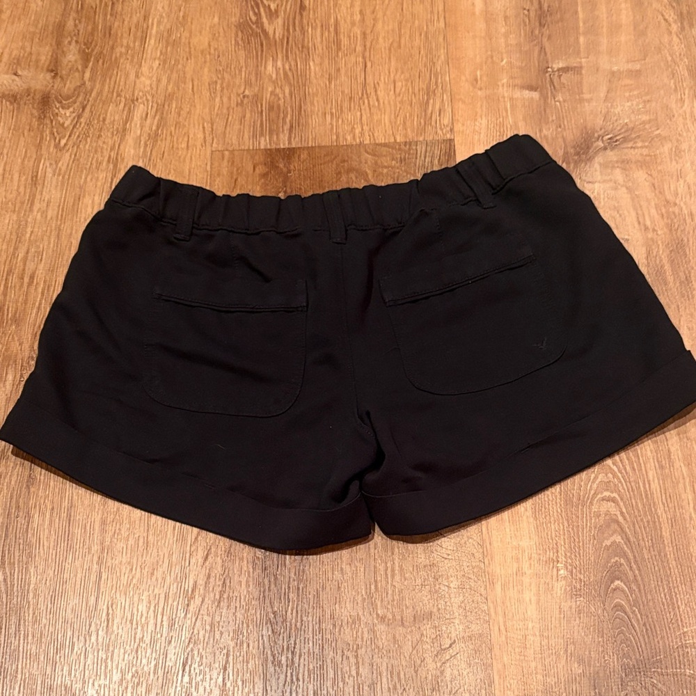 American Eagle Black Women's Shorts - Picture 3 of 4